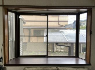 佐賀市　先進的窓リノベ　内窓設置工事　外壁塗装　株式会社キス